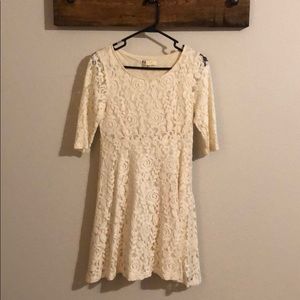 Lace Quarter Sleeve Dress